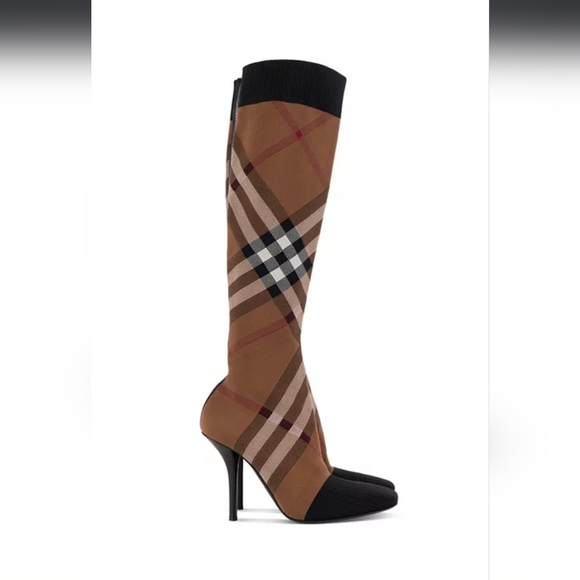 Burberry Vintage Dolman Check sock boots - Picture 8 of 13